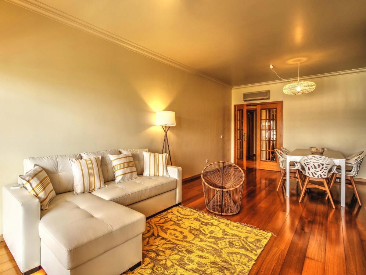 Balcony With View, Private Garage, An Elevator Apartment Setubal Ngoại thất bức ảnh